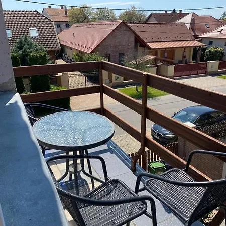 Erdei Vendeghaz Apartment Hajduszoboszlo